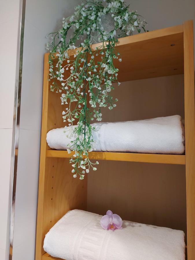 Apartamento Las Floritas Málaga Esterno foto