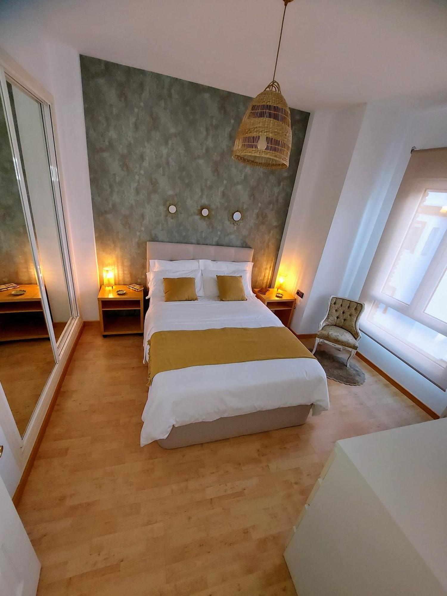 Apartamento Las Floritas Málaga Esterno foto